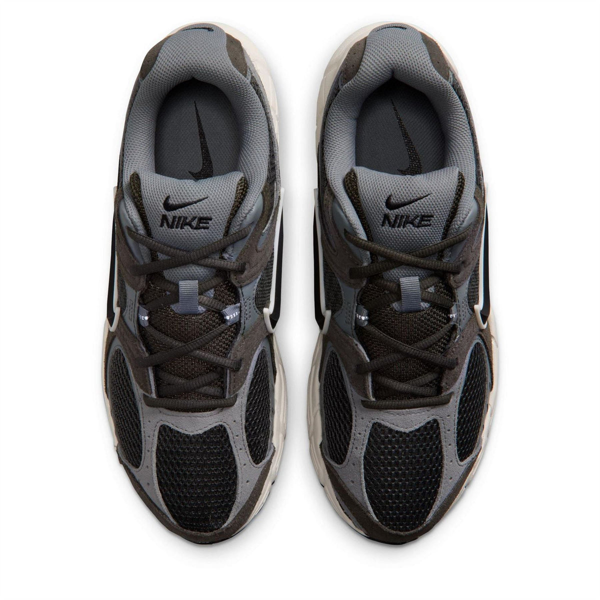 Nike Vomero 5 Running Flat Heel Trainers