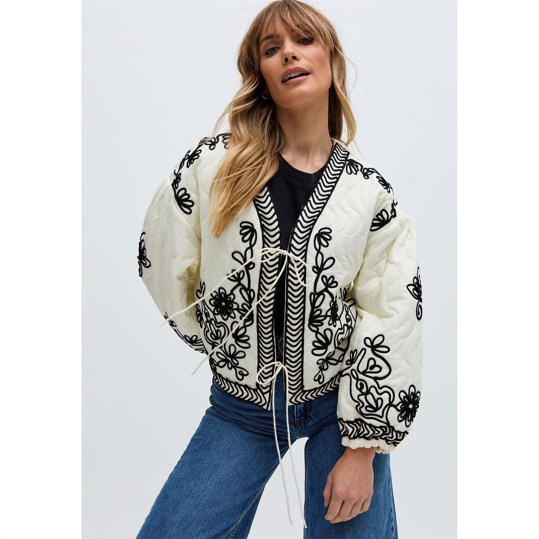 Raffya Quilted All Over Embroidered Jacket In White