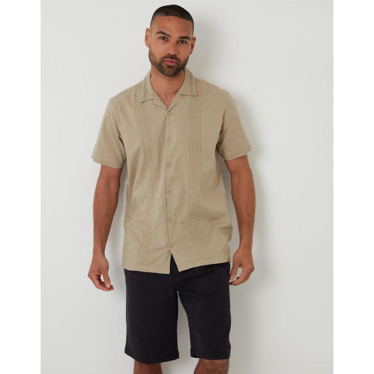 Threadbare Urmston Regular Fit Point Collar Shirt
