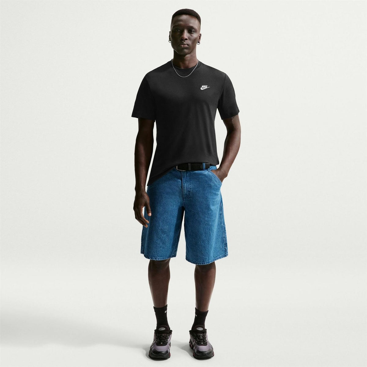 Nike Mens Sportswear Club T-Shirt
