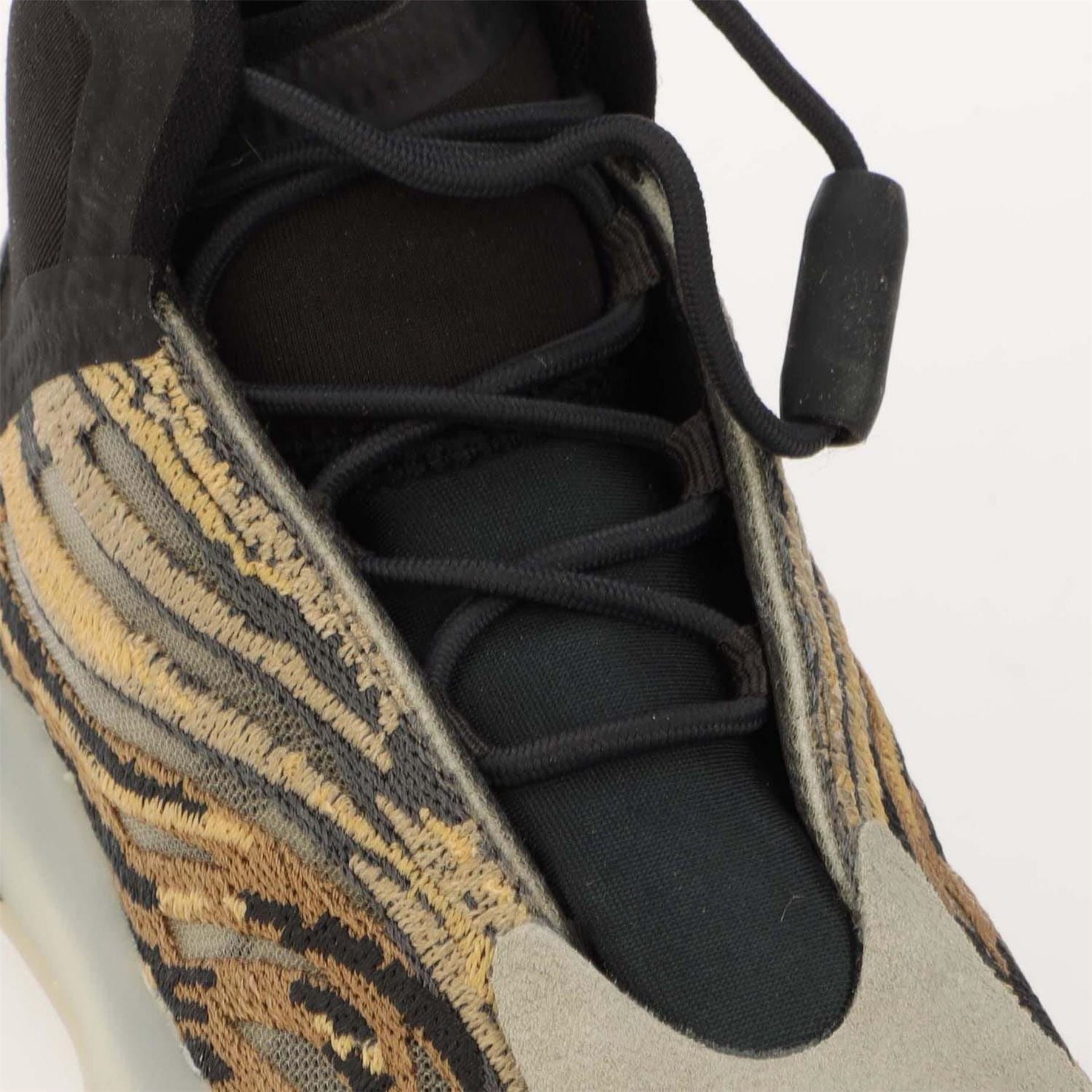 Yeezy Trainers