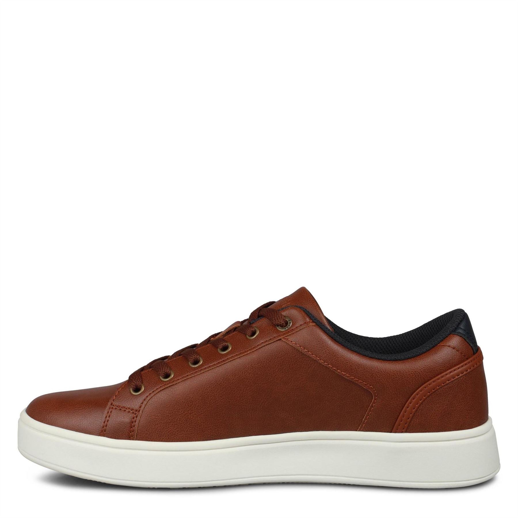 Bench Wainwright Low Top Trainers