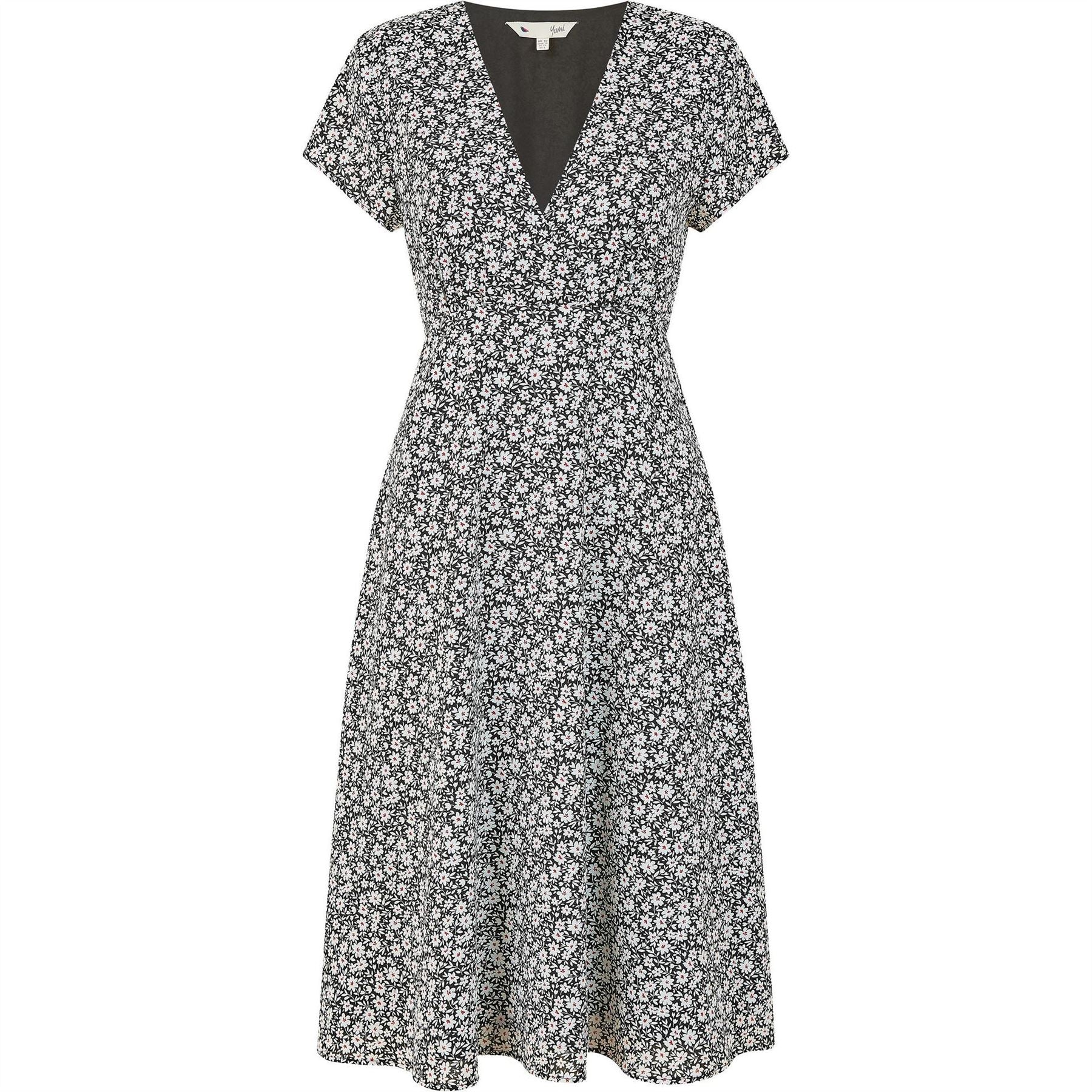 Yumi Ditsy Floral Print Tea Dress