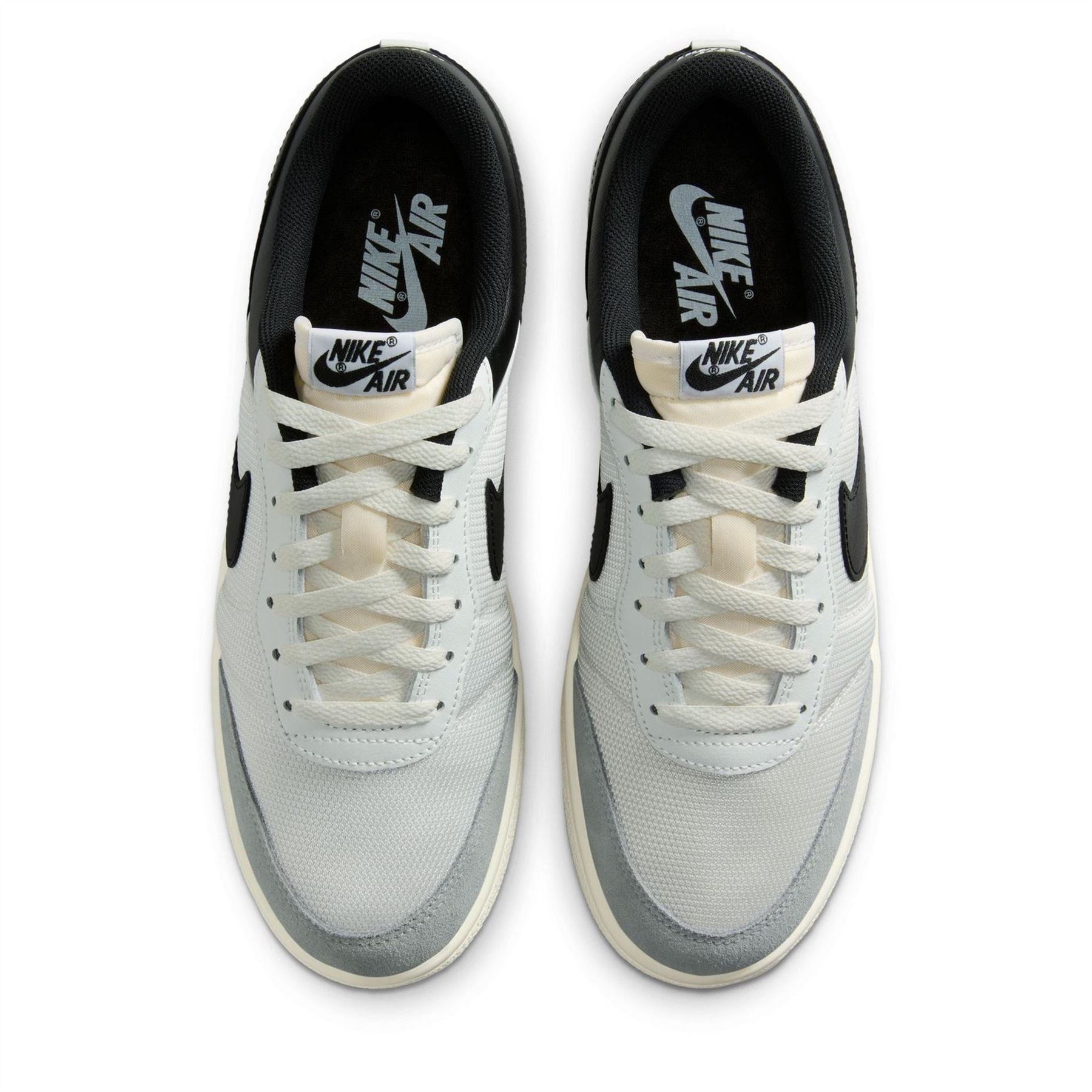 Air Jordan Skyline Sn62 Lace-Up Low Top Sneakers