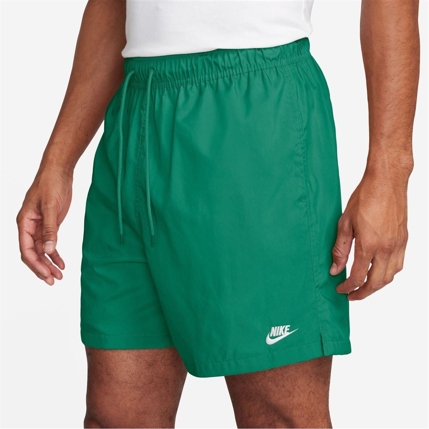 Nike Mens Sportswear Essentials Woven Flow Shorts