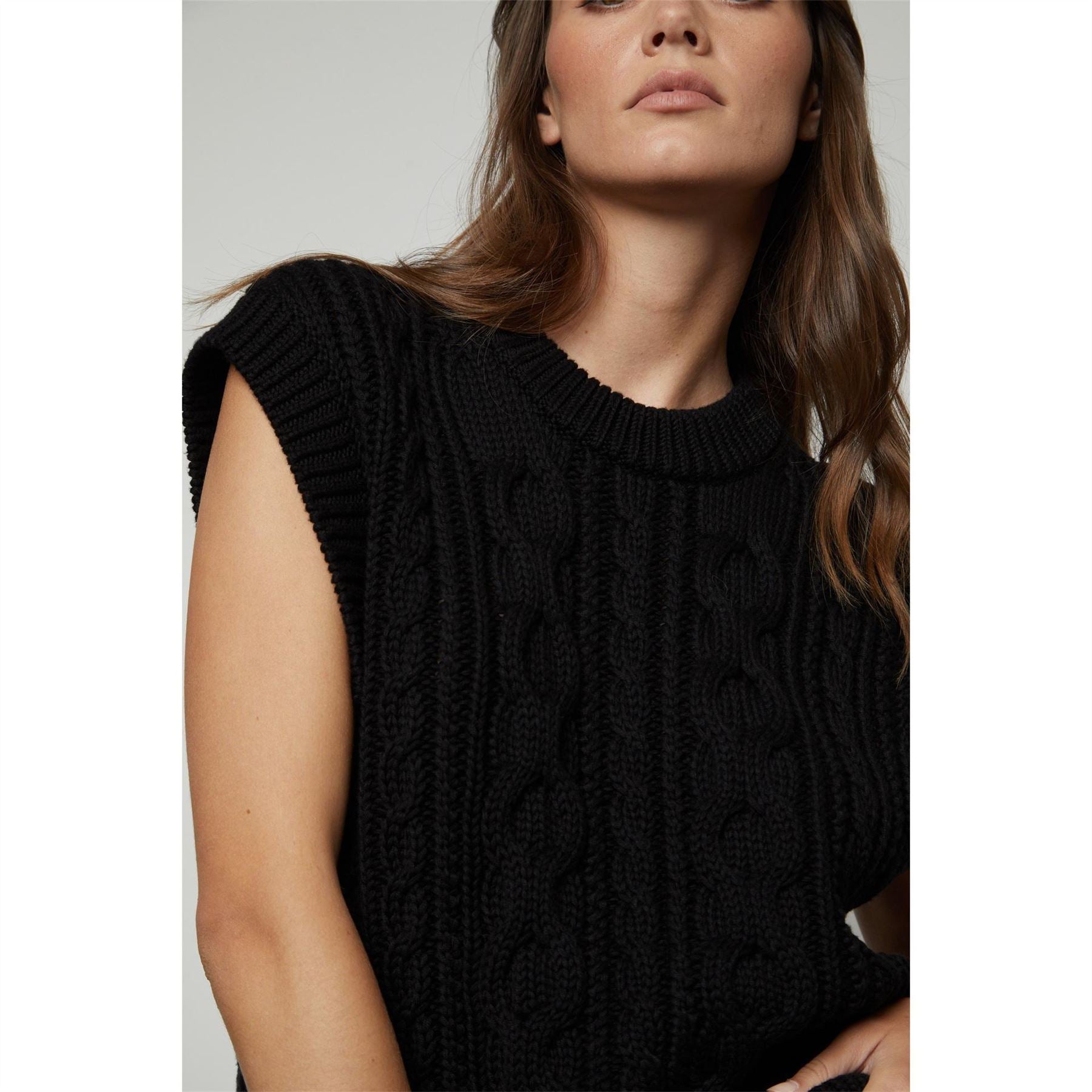 Velvet by Graham and Spencer Regular Fit V-Neck Puff Sleeve Blouse