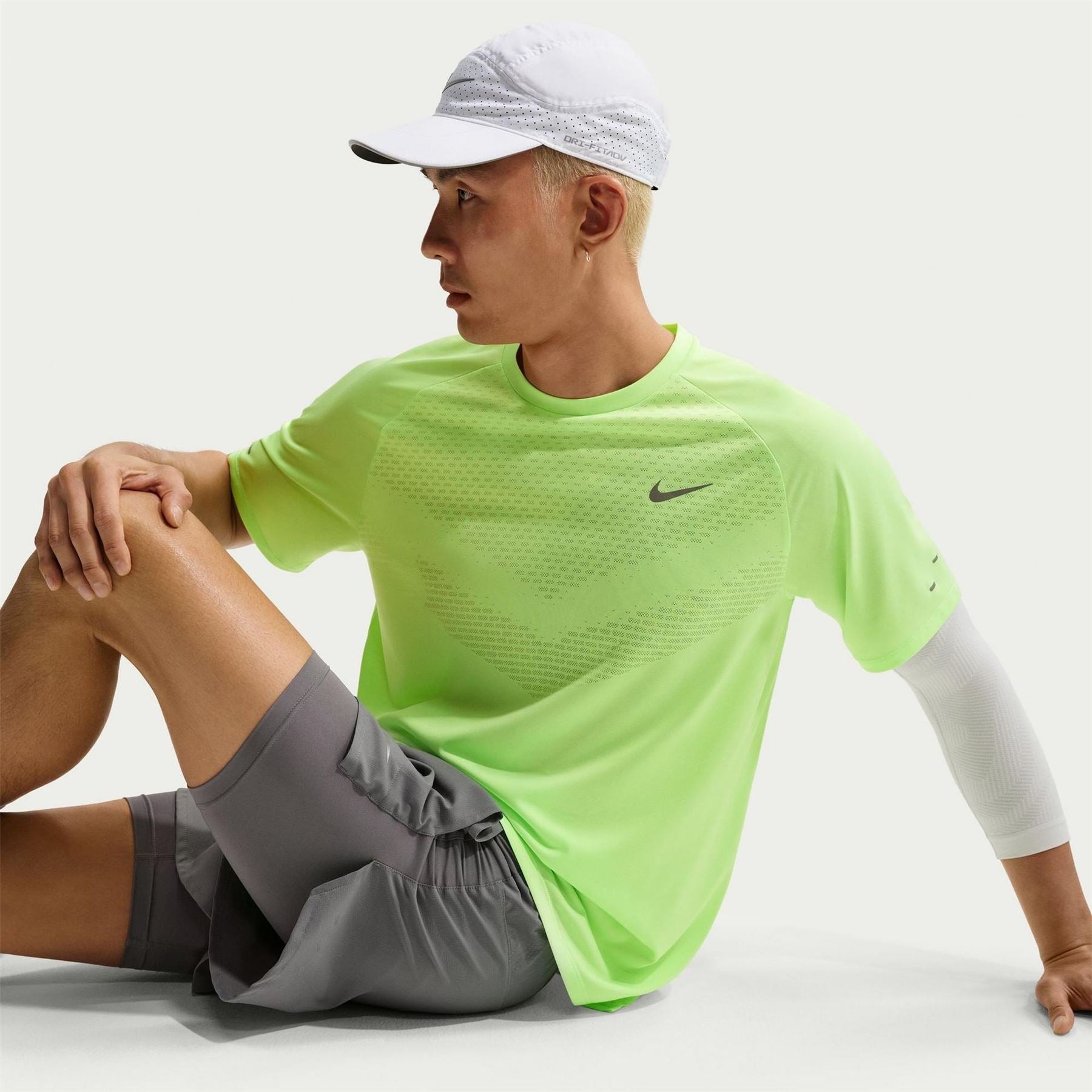 Nike Stride Raglan Short Sleeve Competition T-Shirt