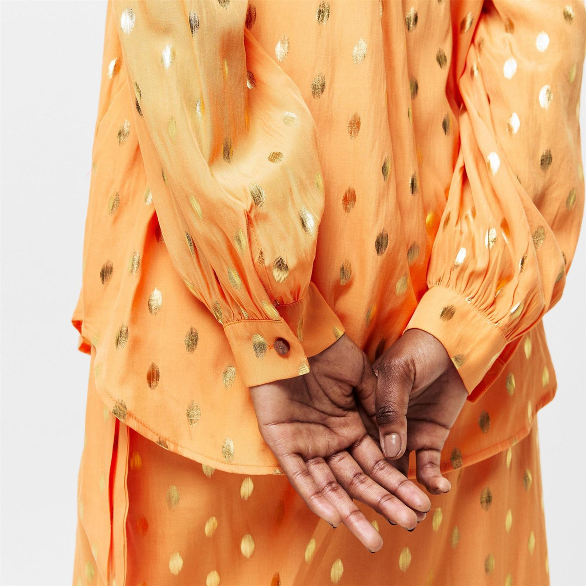 Never Fully Dressed Fleck Miley Metallic Backtab Bishop Sleeve Relaxed Fit Shirt