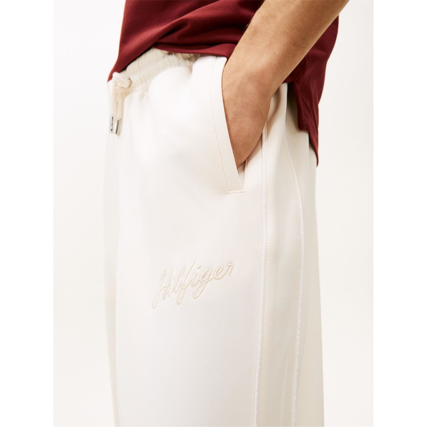 Tommy Hilfiger Modern Solid Patterned Straight Sweatpants