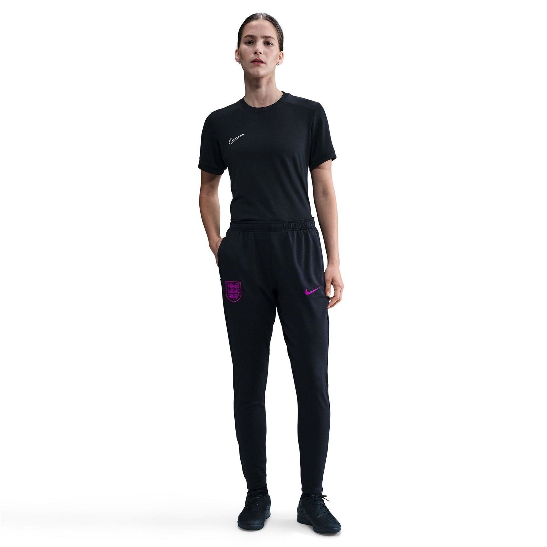 Nike Womens England Strike Tracksuit Bottoms 2025