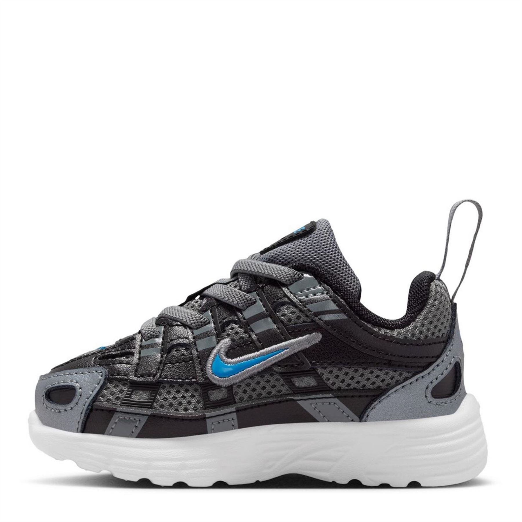 Nike P6000 In10 Lace-Up Stripe Sneakers