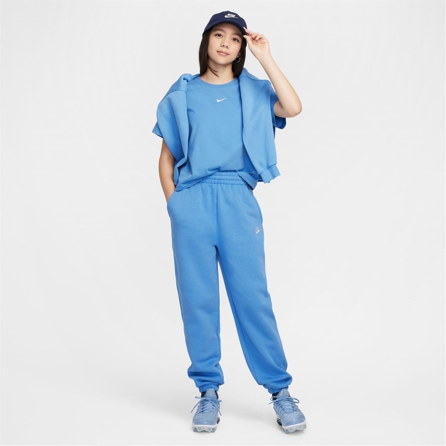 Nike Sportswear Big Kids (girls) T-Shirt