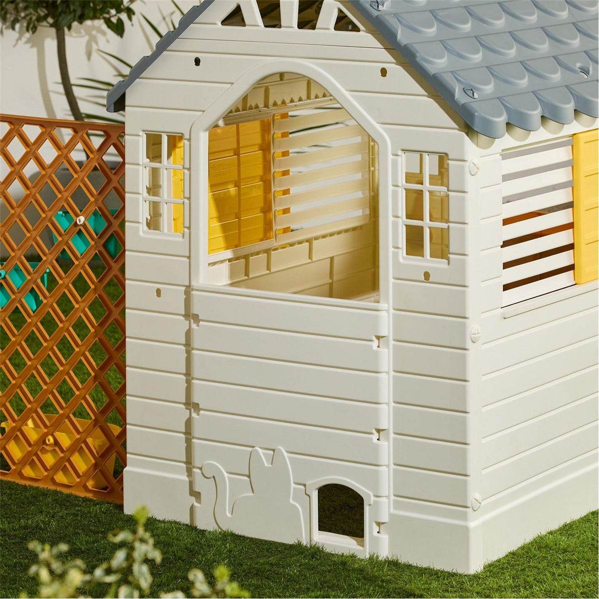 Dolu Garden Playhouse