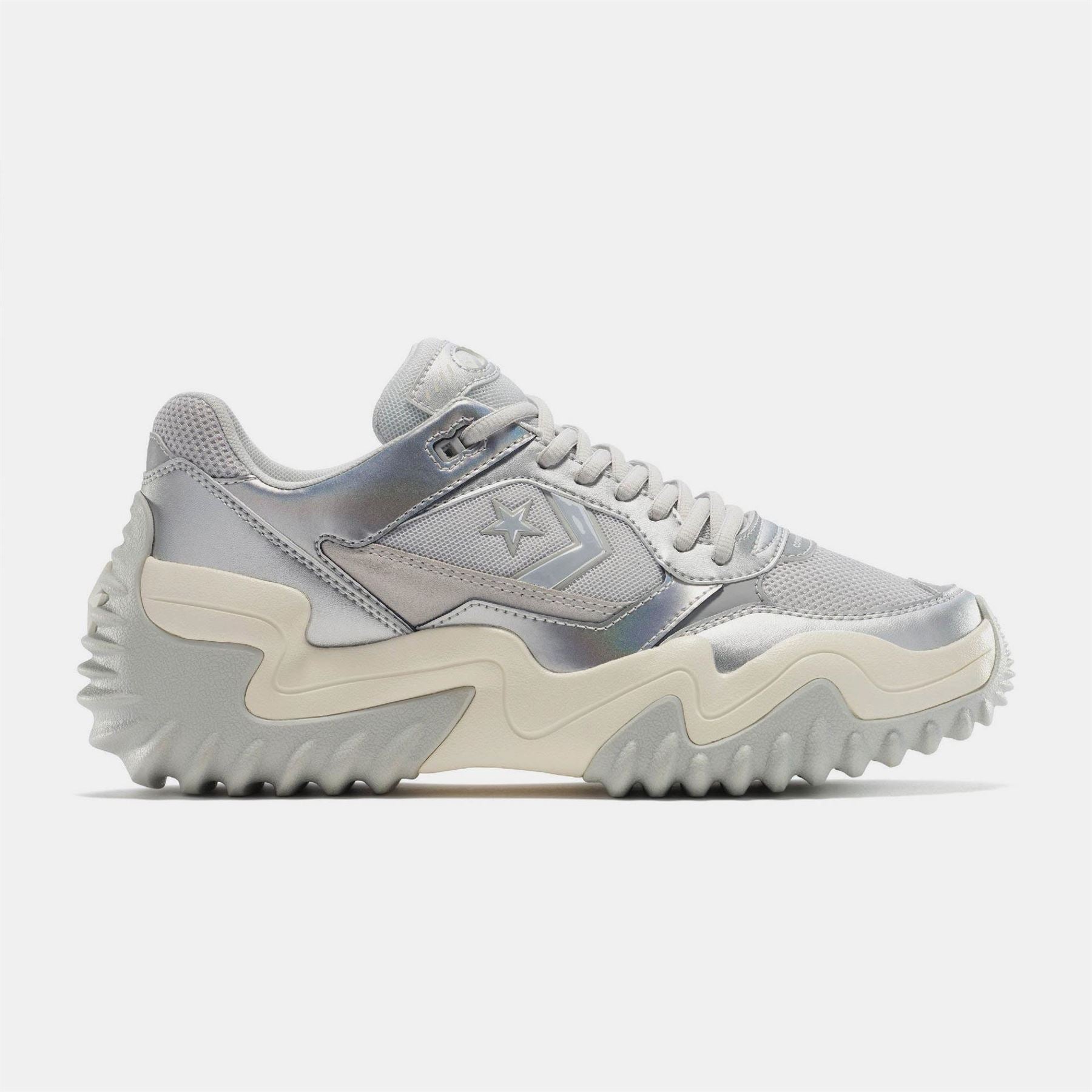 Converse Wave Motion Platform Trainers