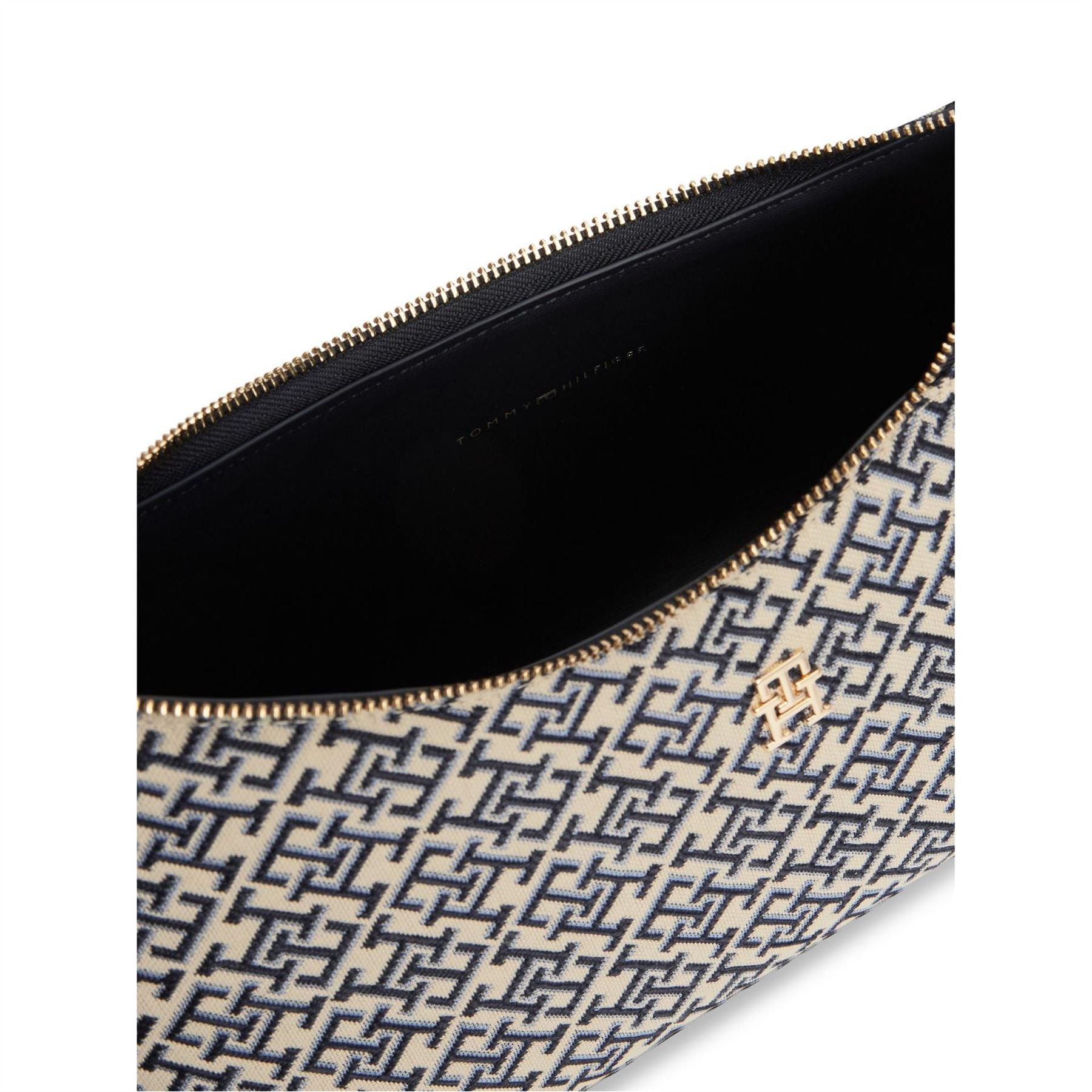 Tommy Hilfiger Shoulder Bag