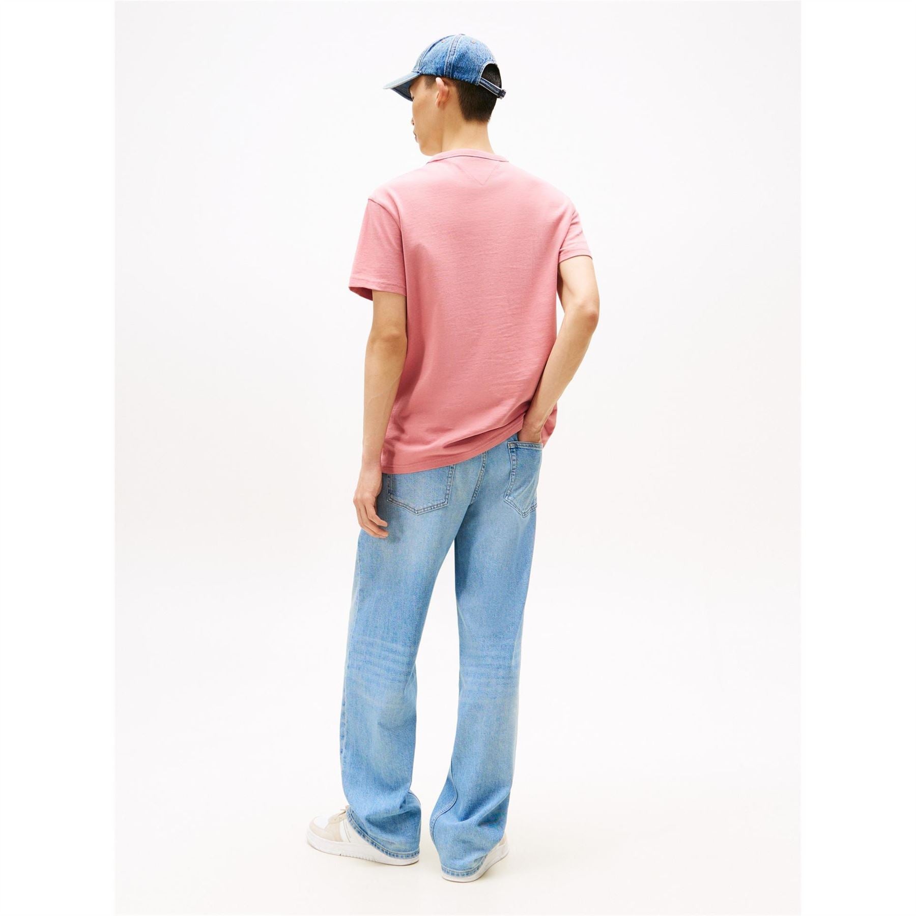 Tommy Jeans Tommy Small Badge T-Shirt