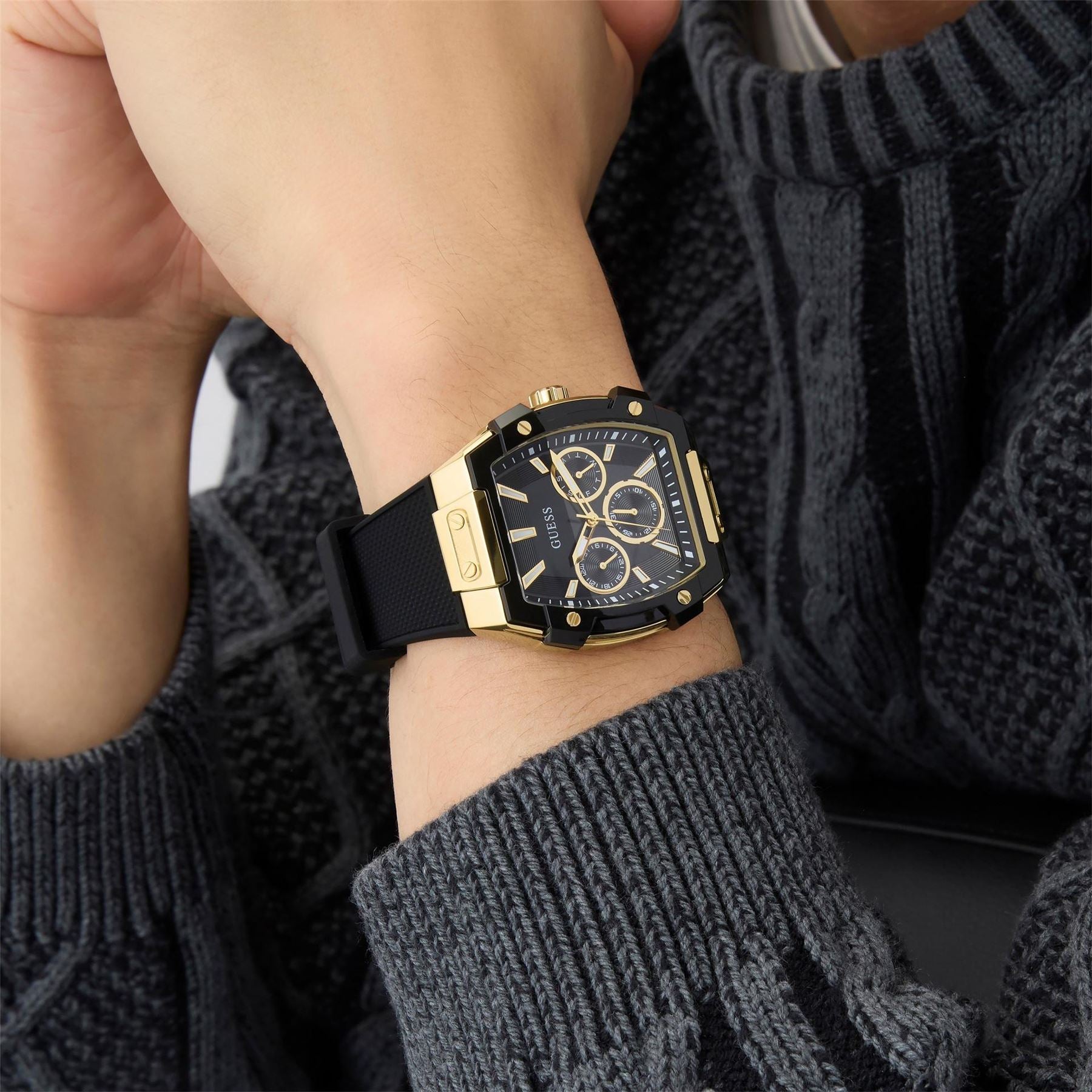 Guess Phoenix Rubber Single Wrap Strap Analogue Fashion Watch