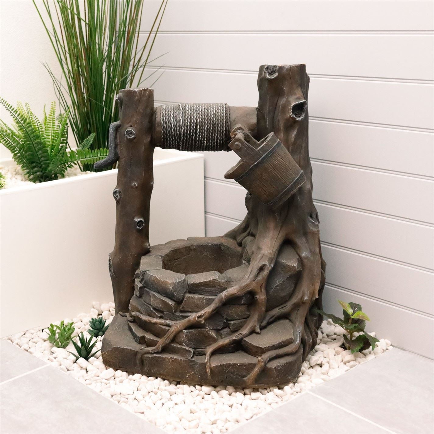 Streetwize Sol Water Feature