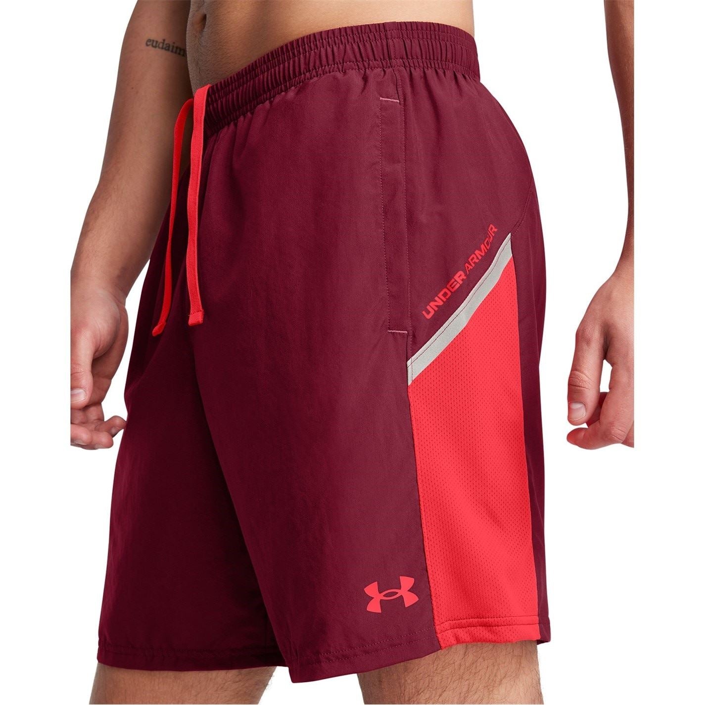 Under Armour Solid Patterned Utility Cargo Shorts
