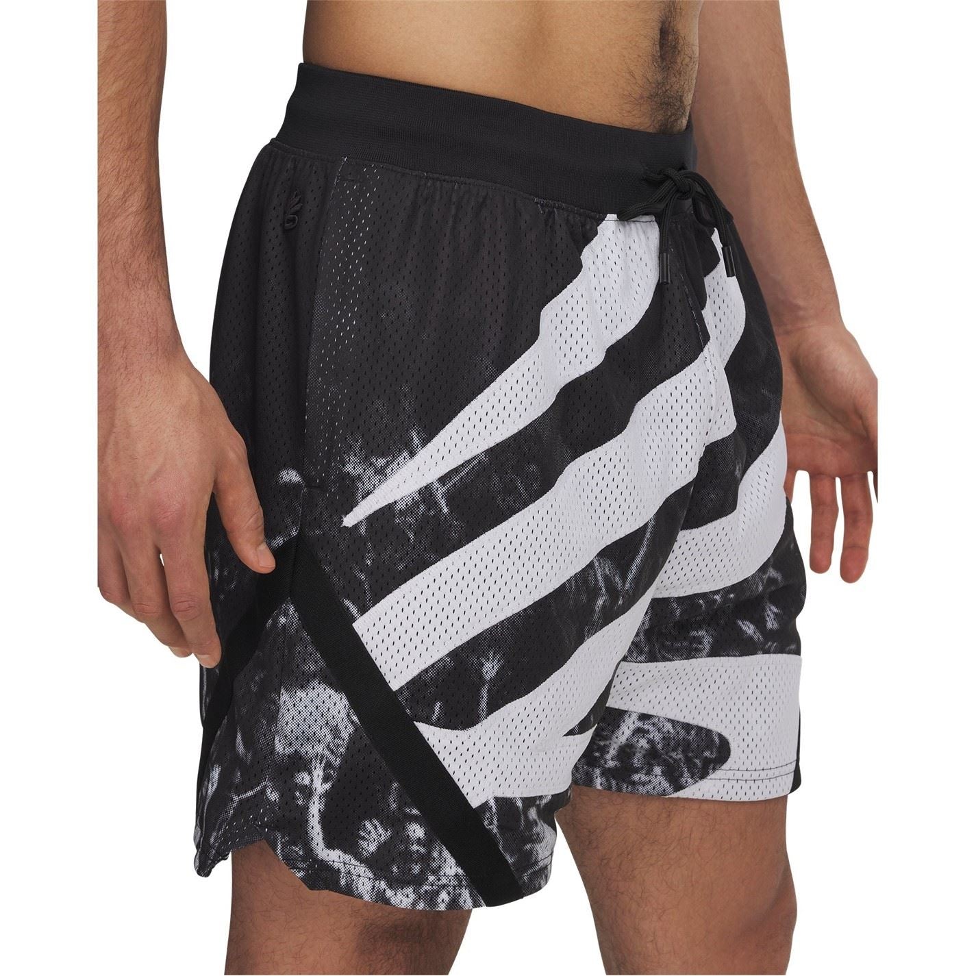 Under Armour Mens Curry Signature Sub Basketball Shorts