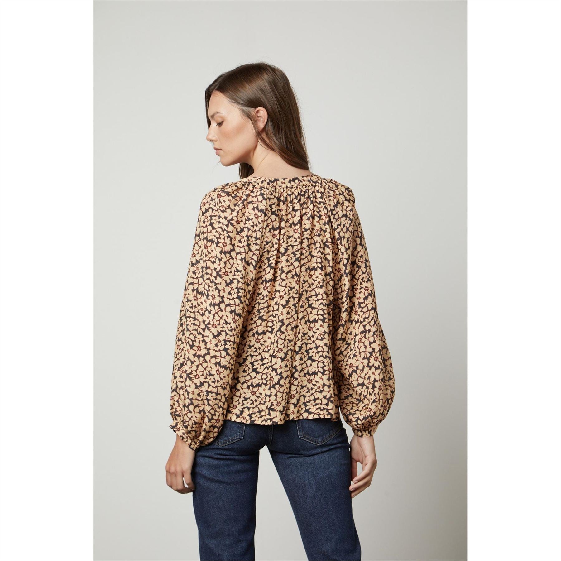 Velvet by Graham and Spencer Regular Fit Balloon Sleeve V-Neck Blouse