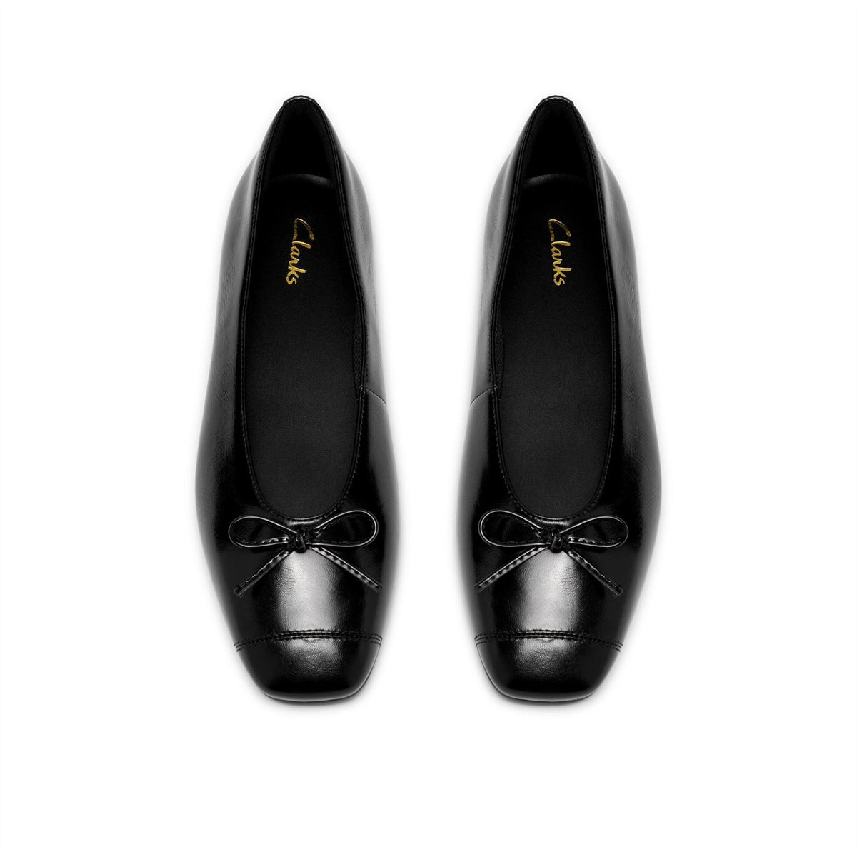 Clarks Befana Bow Closed Toe Flat Pumps