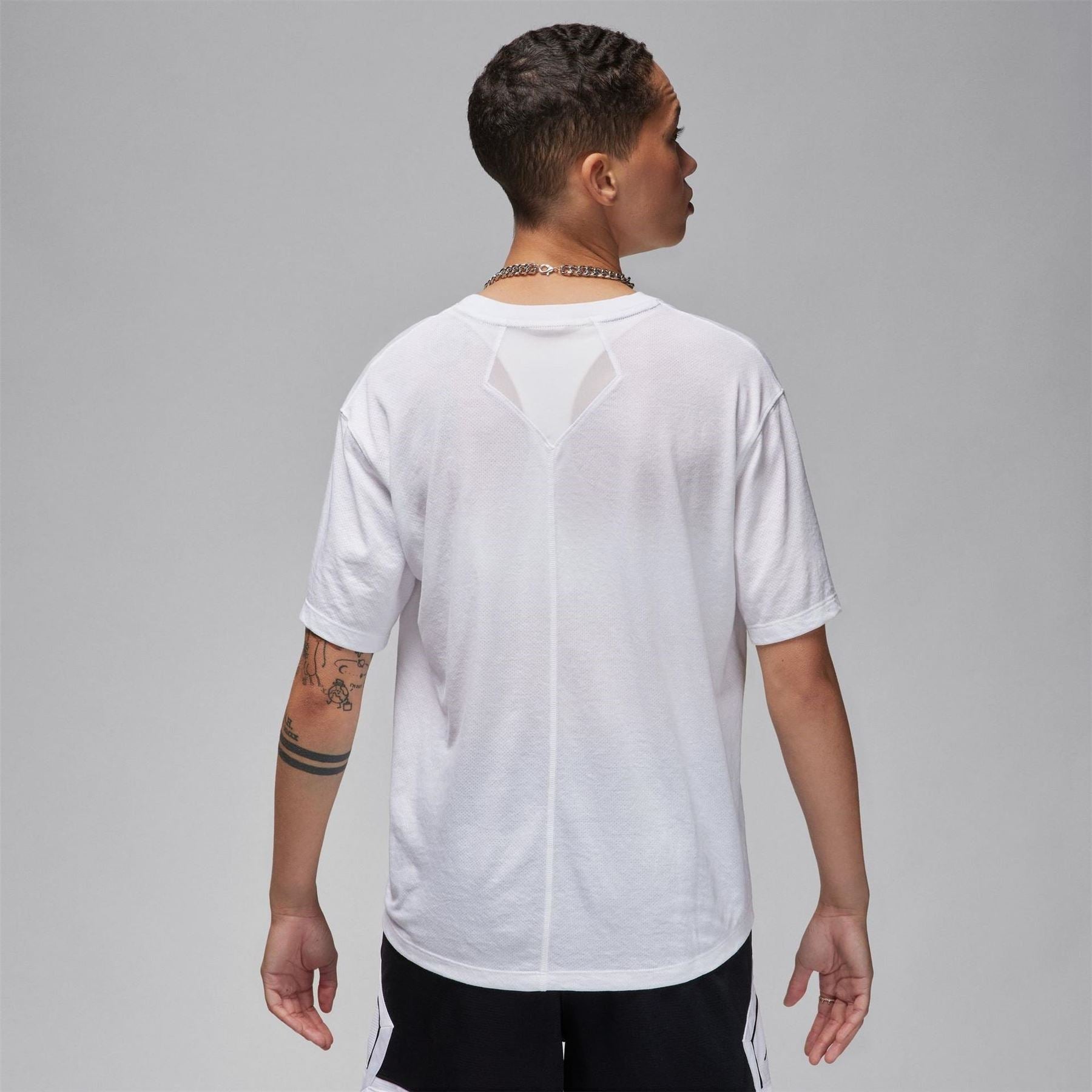 Nike Sport Diamond Crew Neck Regular Fit T-Shirt
