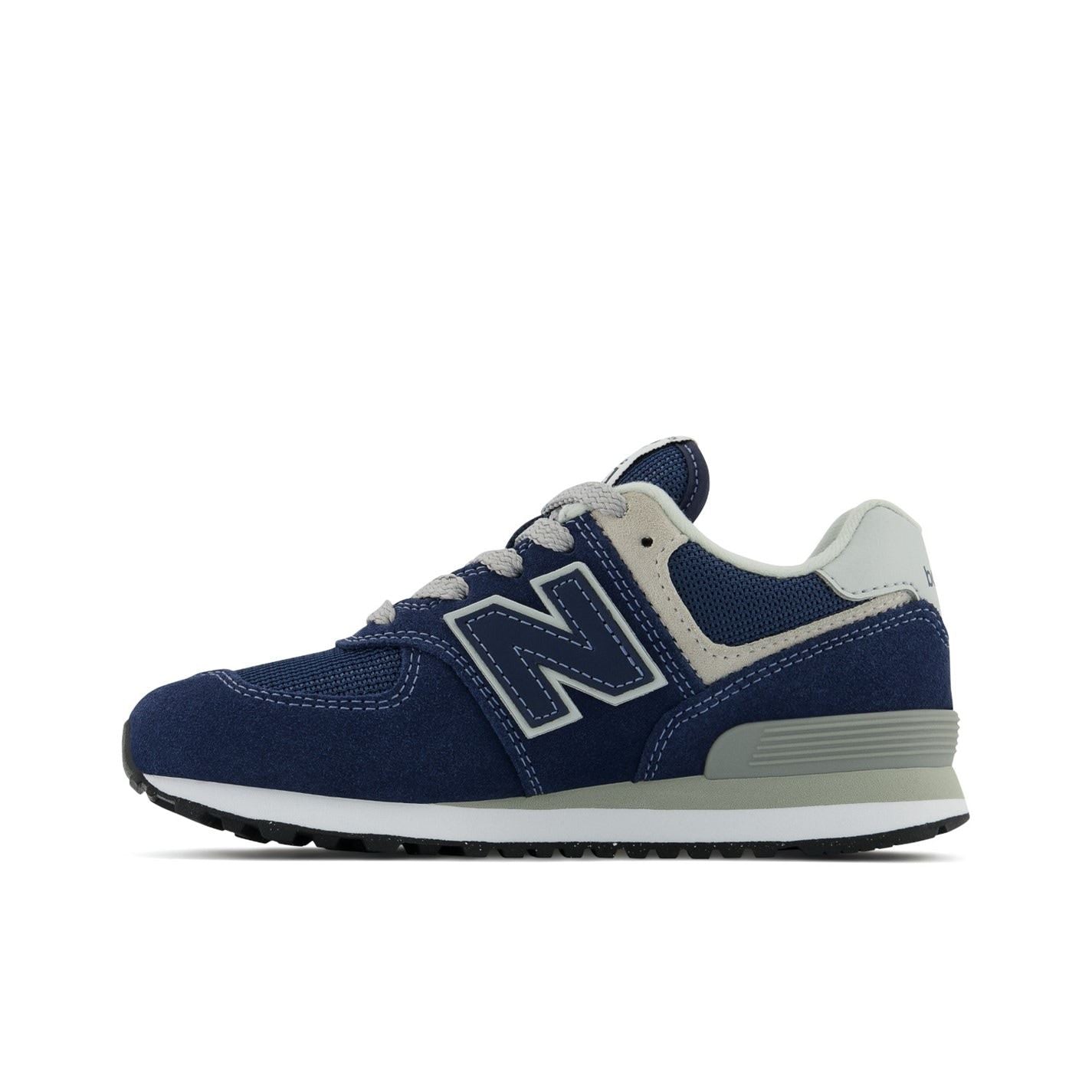 New Balance Medium 105 Low Top Sneakers