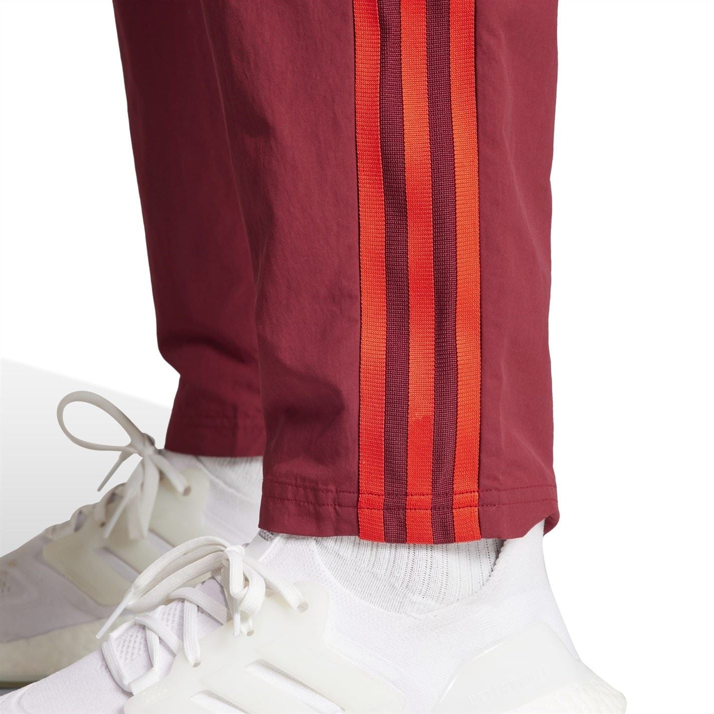 adidas Manchester United Presentation Bottoms 2023 2024 Adults