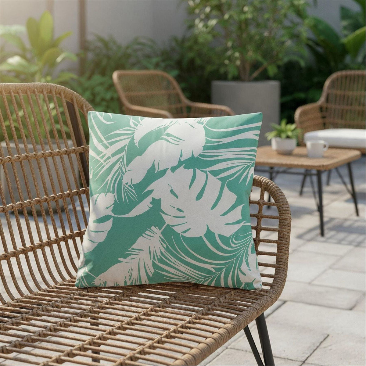 Streetwize Cushion   Bali Pattern