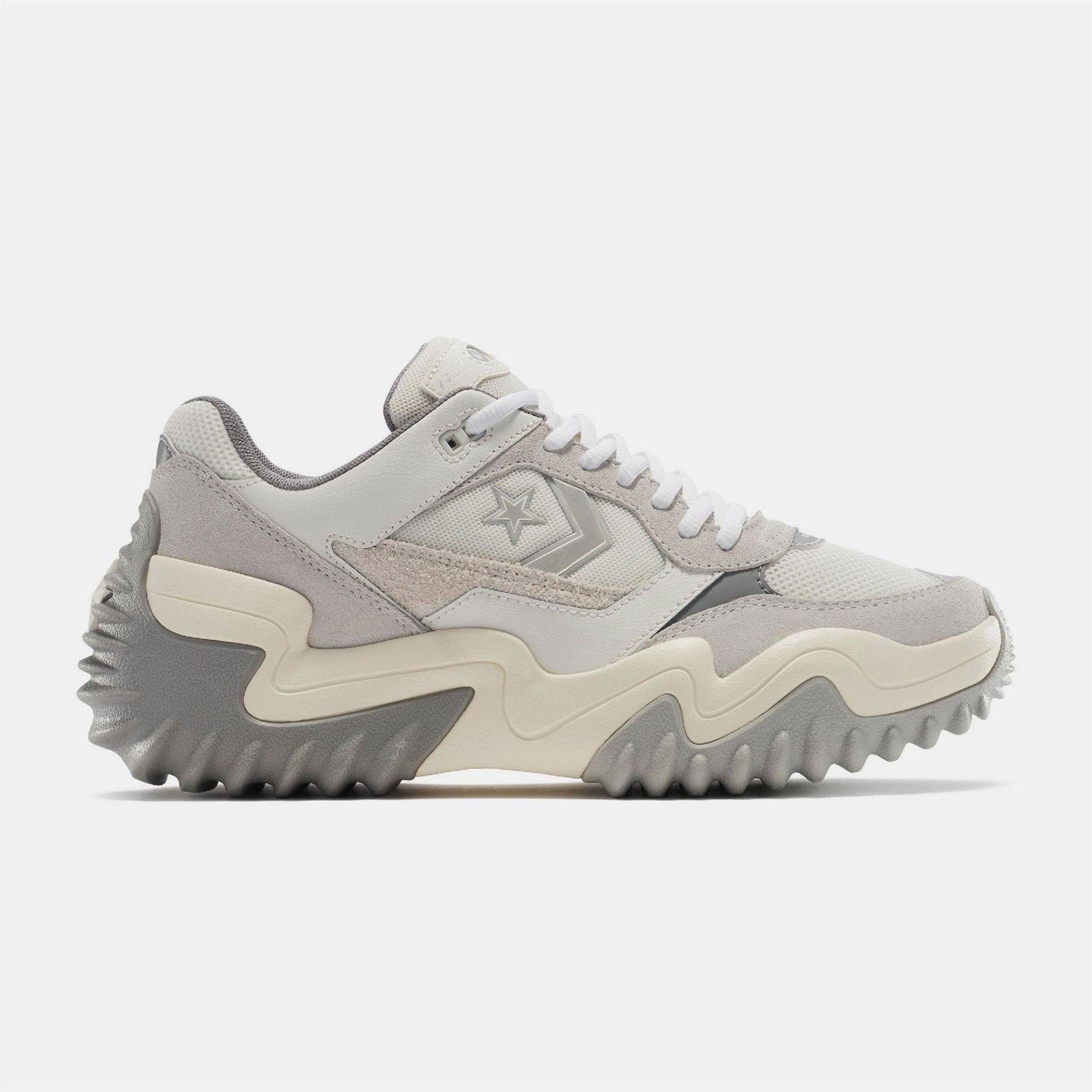 Converse Wave Motion Platform Trainers