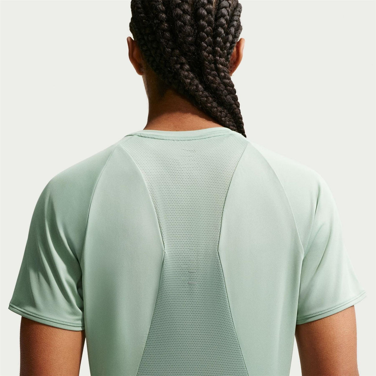 Nike Womens Swift Dri Fit Short Sleeve Running Top