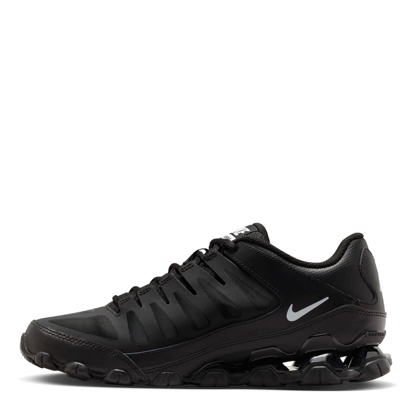 Nike Reax 8 TR Lace Up Low Top Sneakers