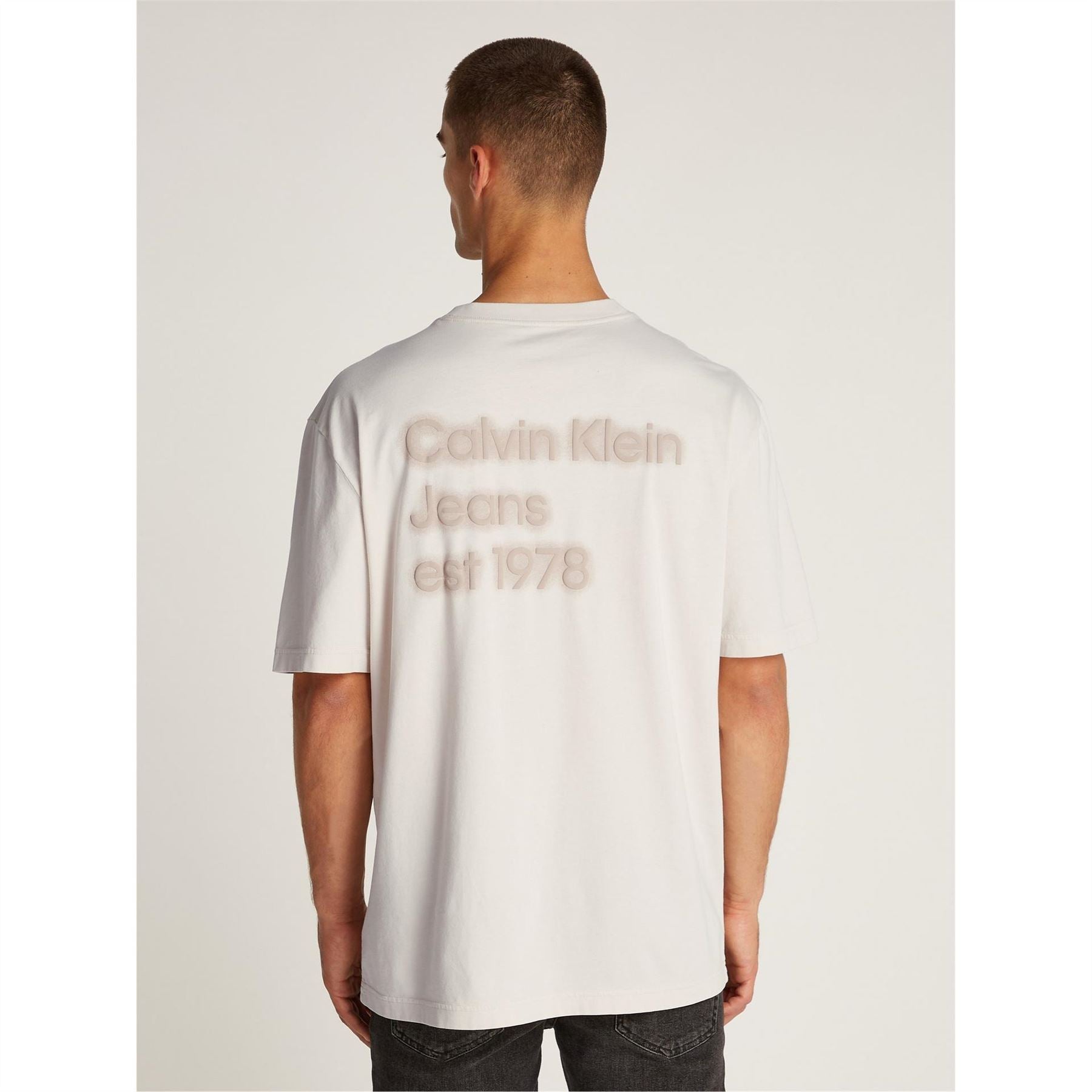 Calvin Klein Jeans Washed Puff Print Regular Fit T-Shirt