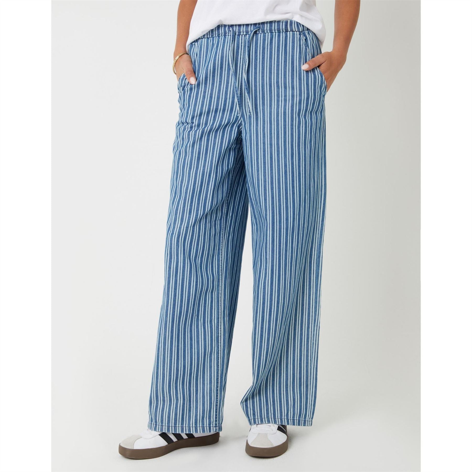 Threadbare Theon Straight Leg Jeans