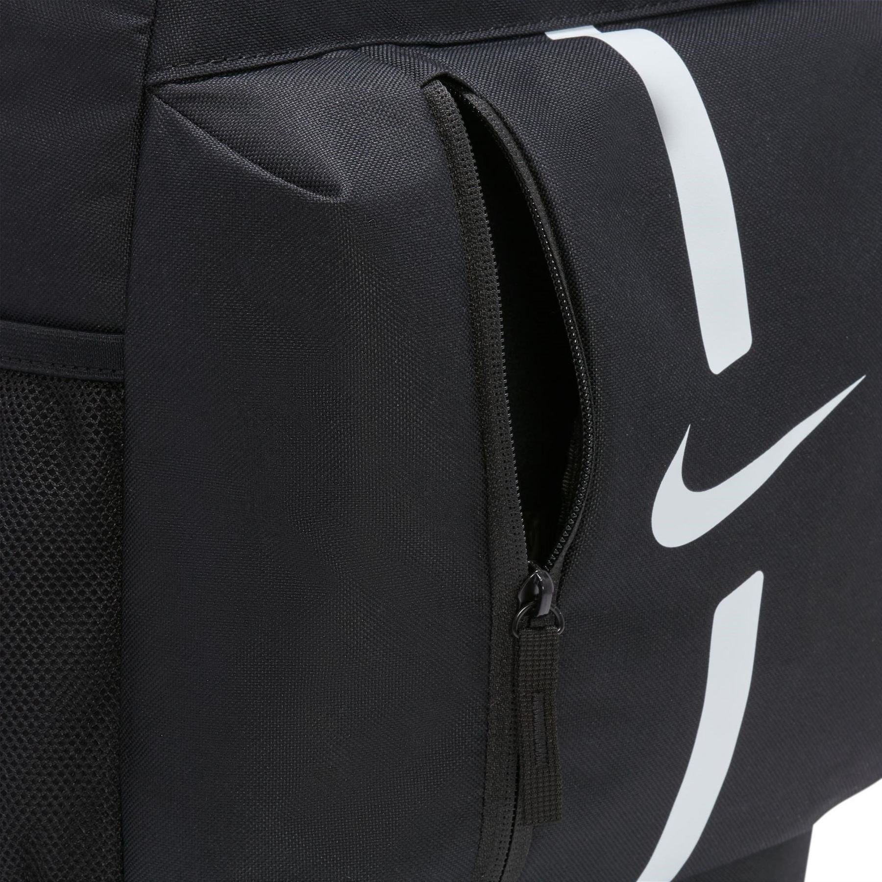 Nike Academy Team Football Backpack (22l) Juniors