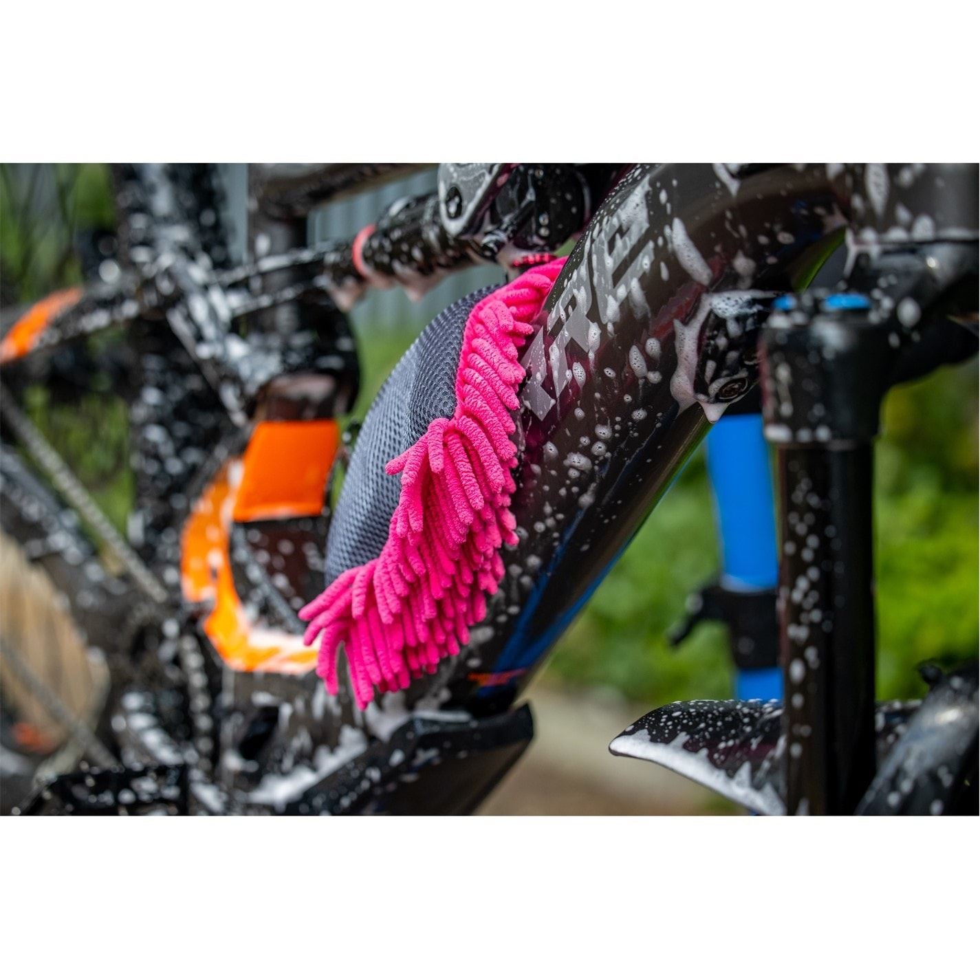 Muc-Off Off 2 In 1 Microfibre Wash Mitt
