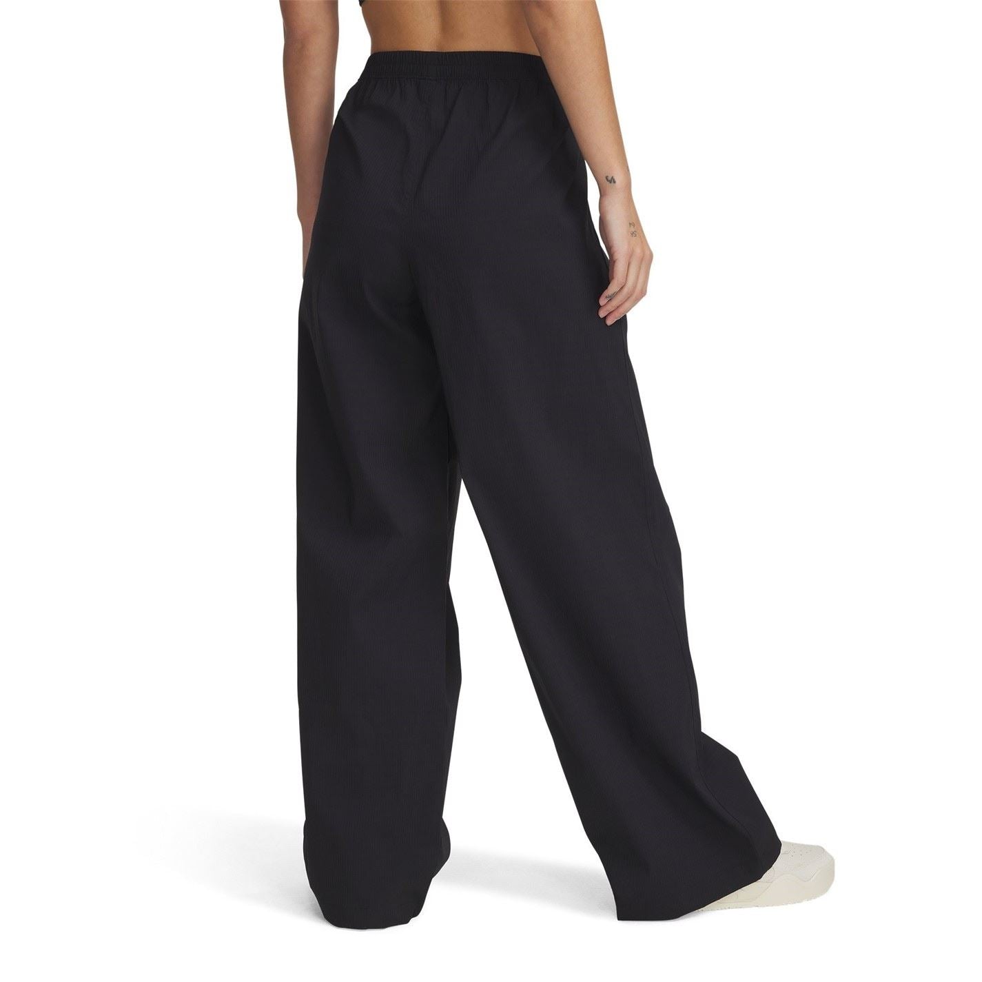 Under Armour Solid Patterned Parachute Wide Leg Pants