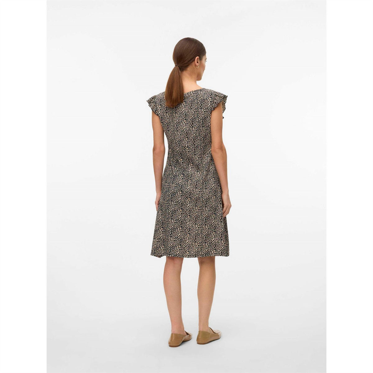 Mamalicious Mleveline Crew Neck Sleeveless Mini Dress
