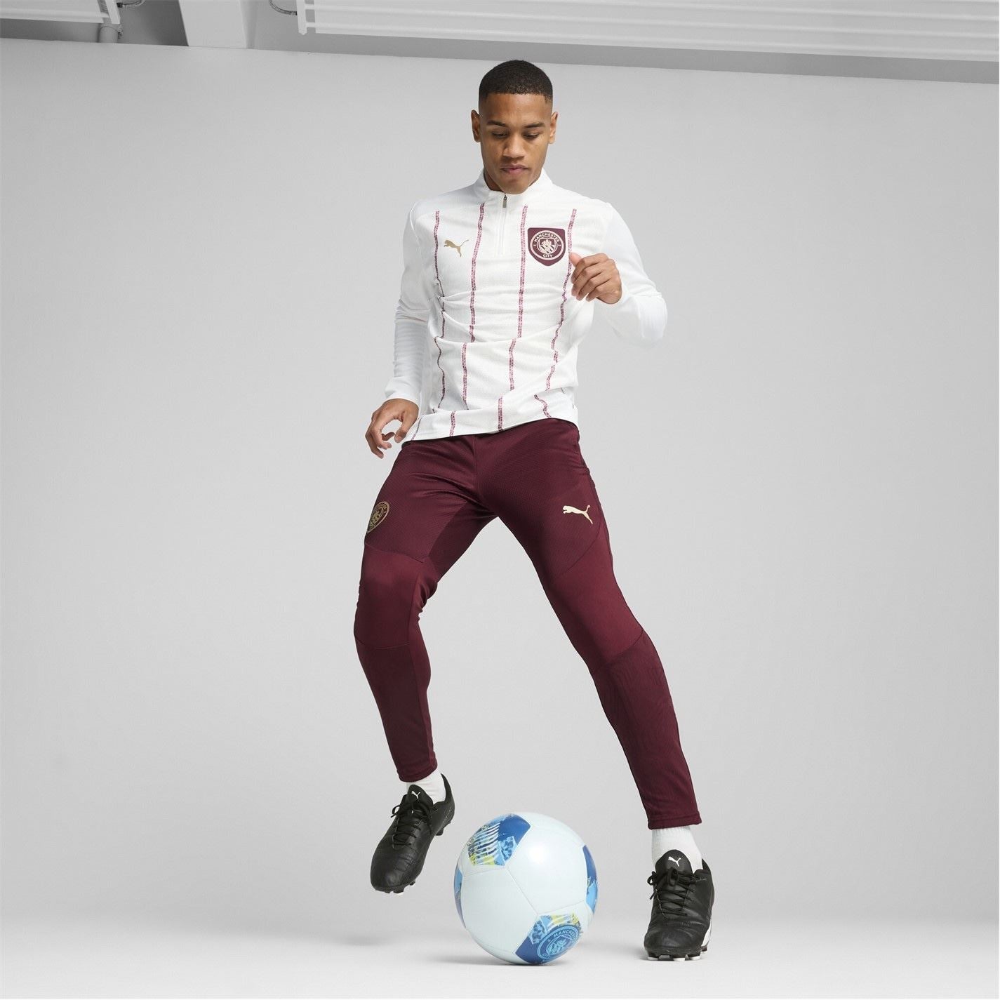 Puma Manchester City Pre Match Quarter Zip Drill Top Adults