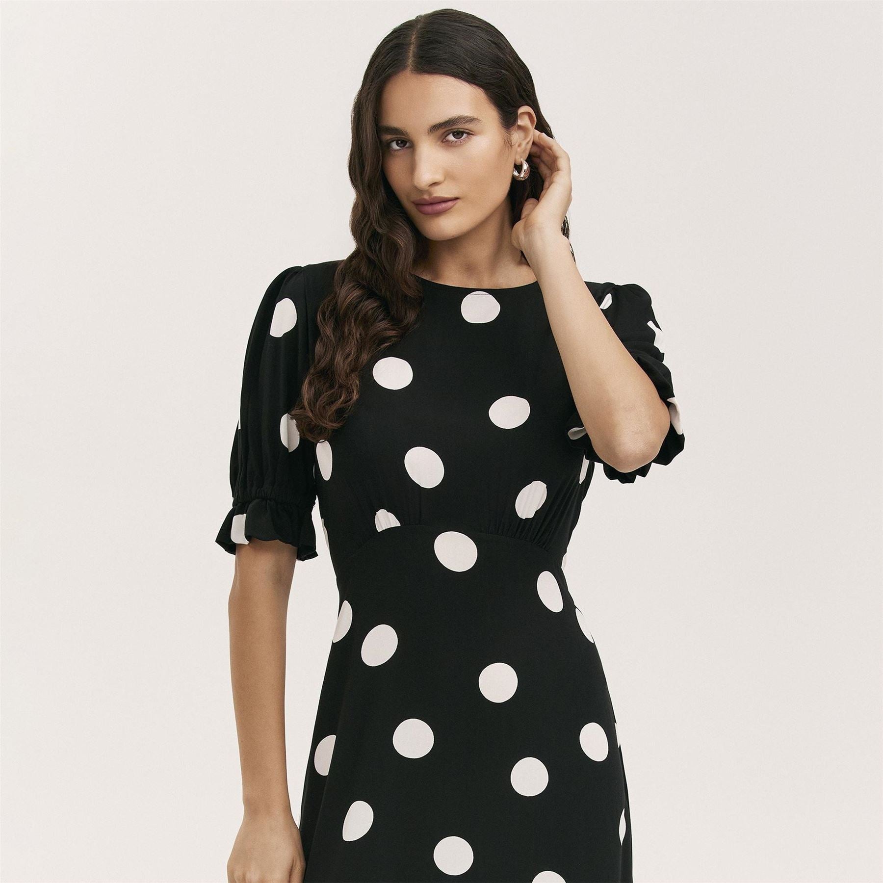 Finery Mela Crew Neck Short Sleeve Midi Dress