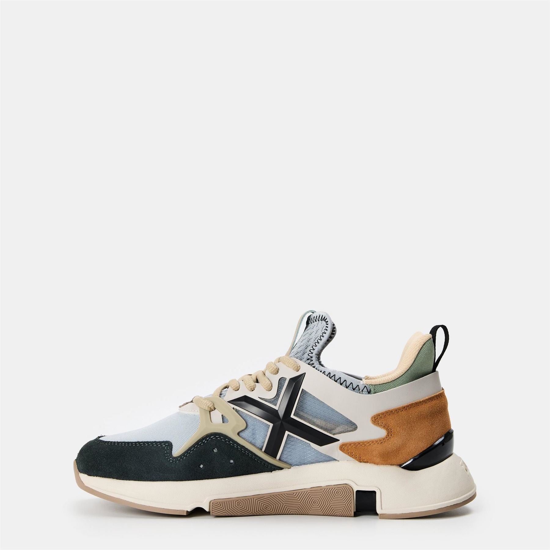 Munich Clik Lace-Up Sneakers with Built-In Heel