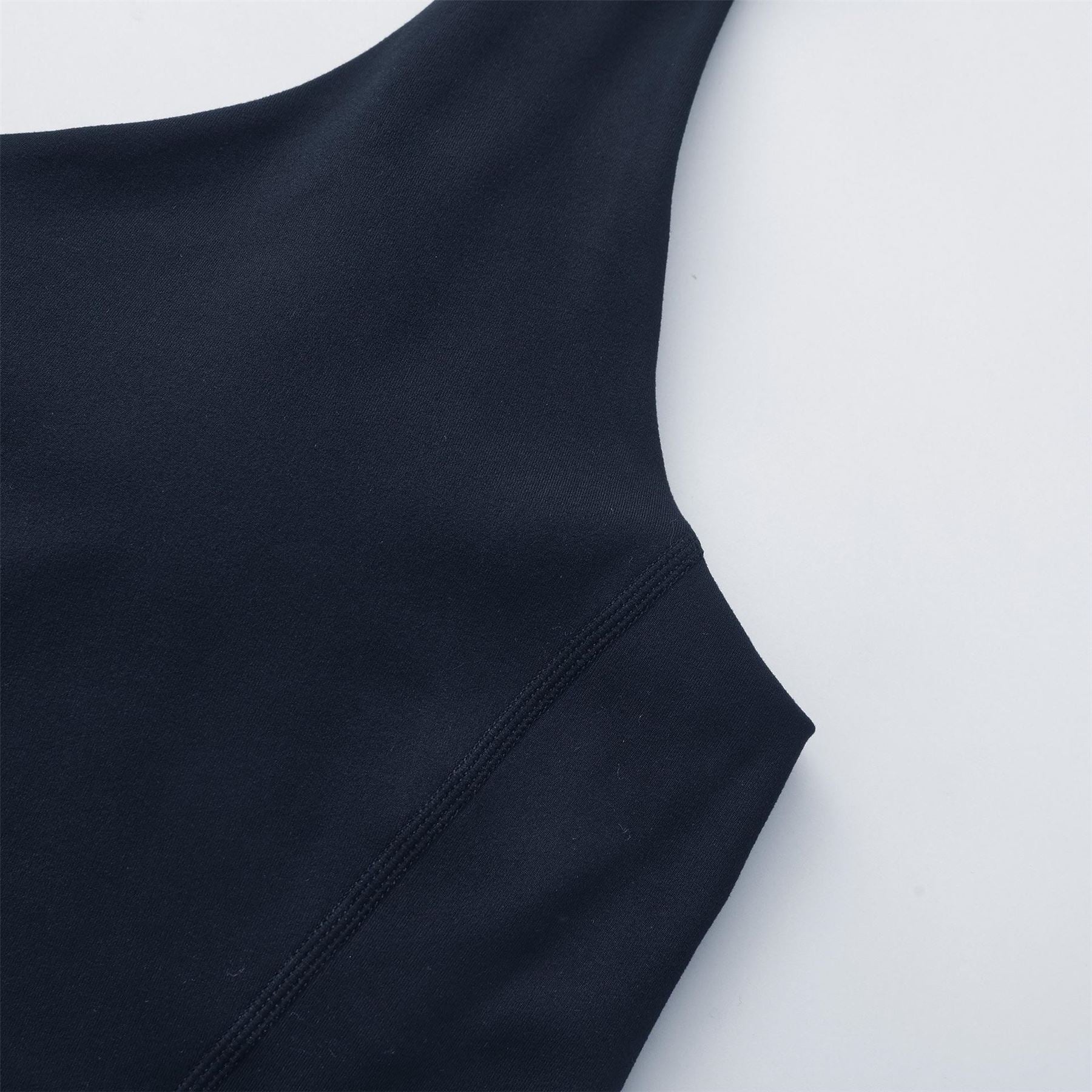 LA Gear Womens V Neck Active Tank Top