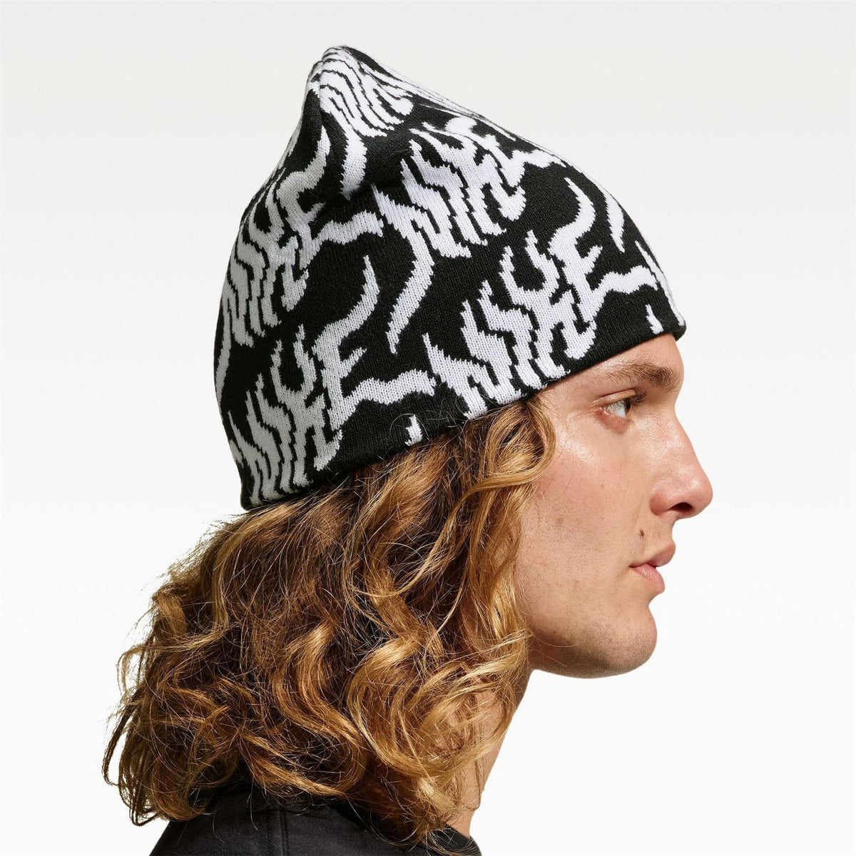Nike Peak Graph Beanie 64