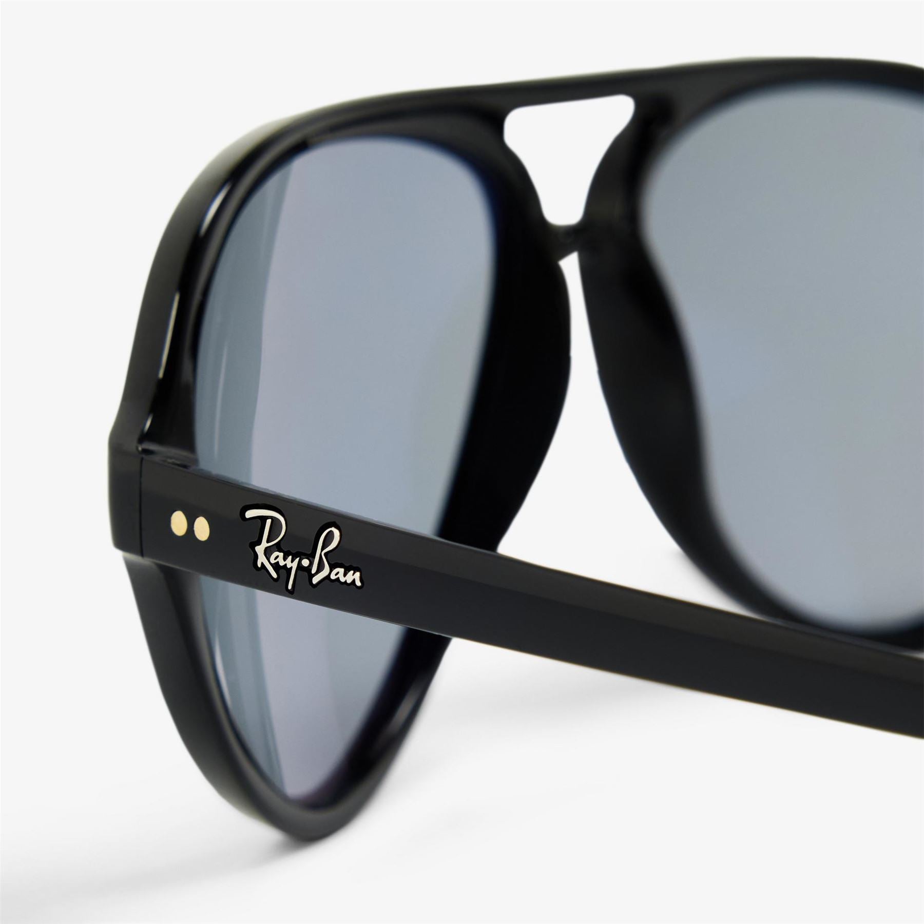 Ray-Ban Aviator Sunglasses