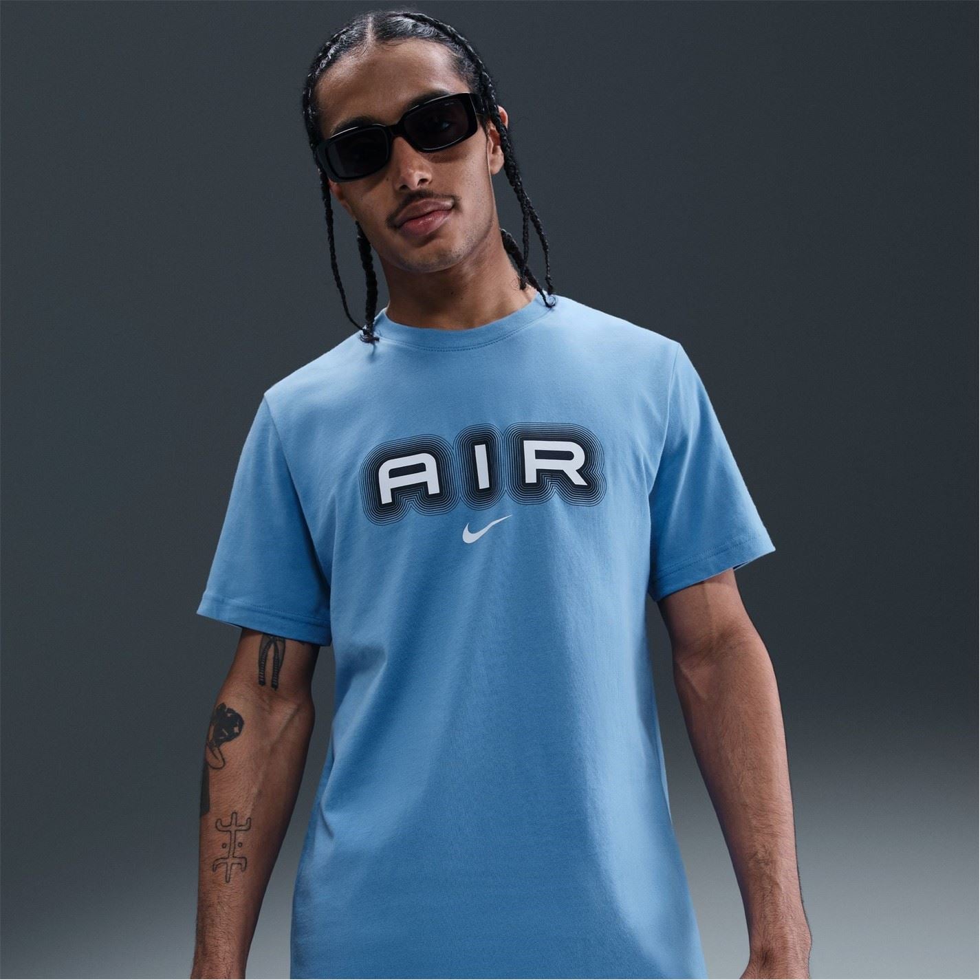 Nike Regular Fit Arch Lettering Crew Neck T-Shirt