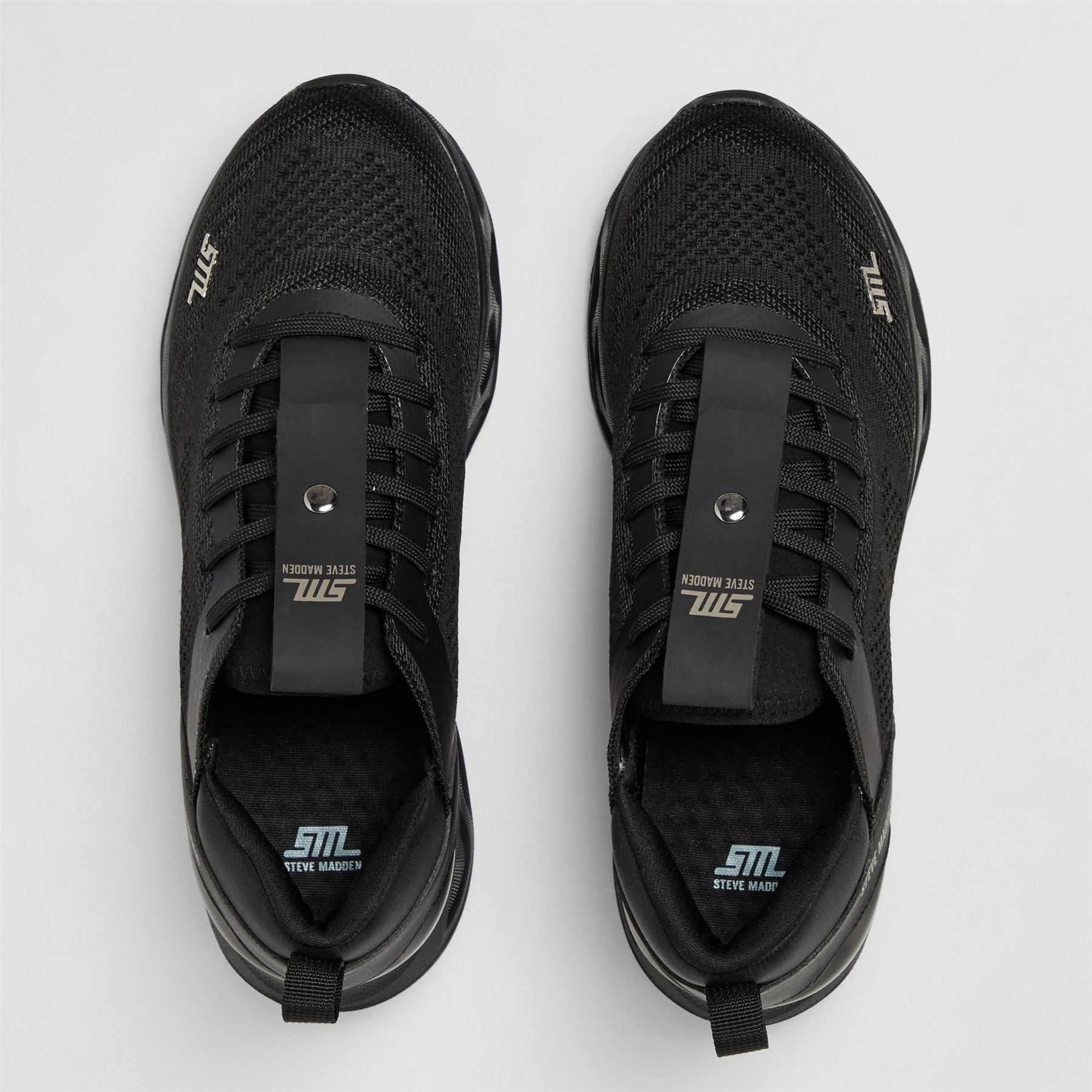 Steve Madden Surge 1 Low Top Lace-Up Sneakers