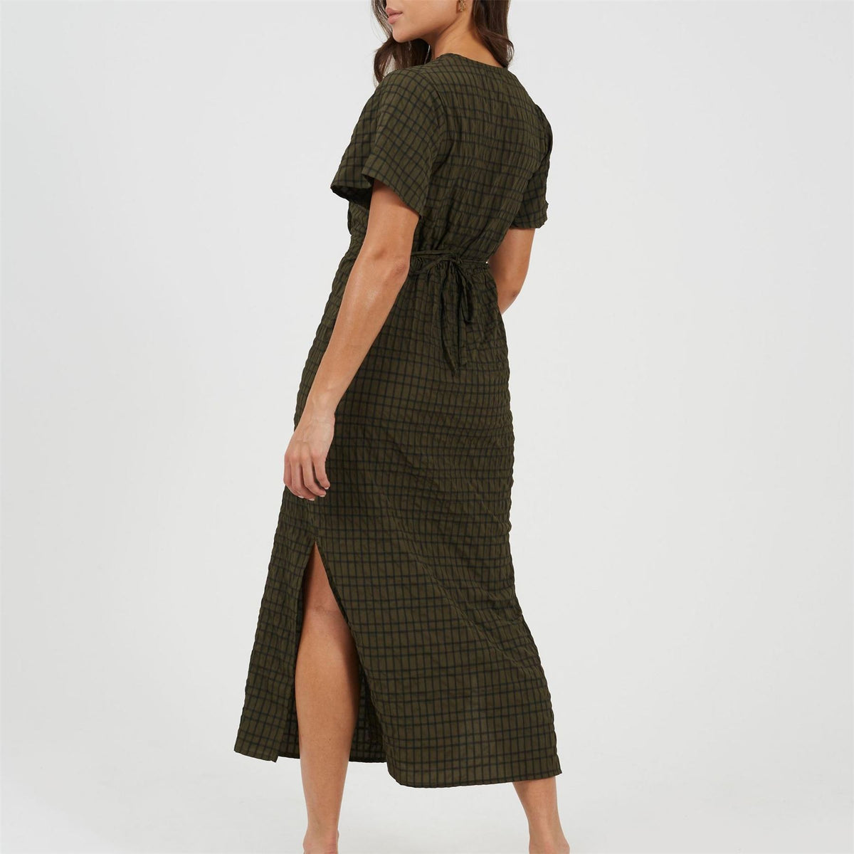 Brave Soul Tie Back V-Neck Short Sleeve Midi Dress