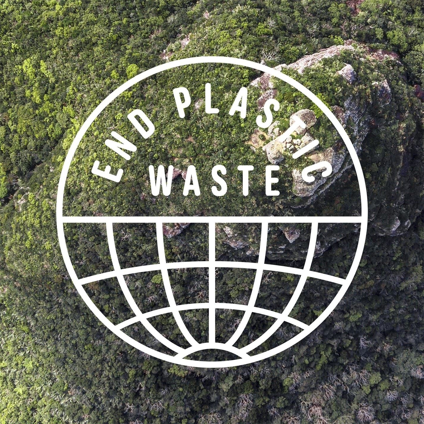 adidas Originals Graphic Long Sleeve Crew Neck T-Shirt