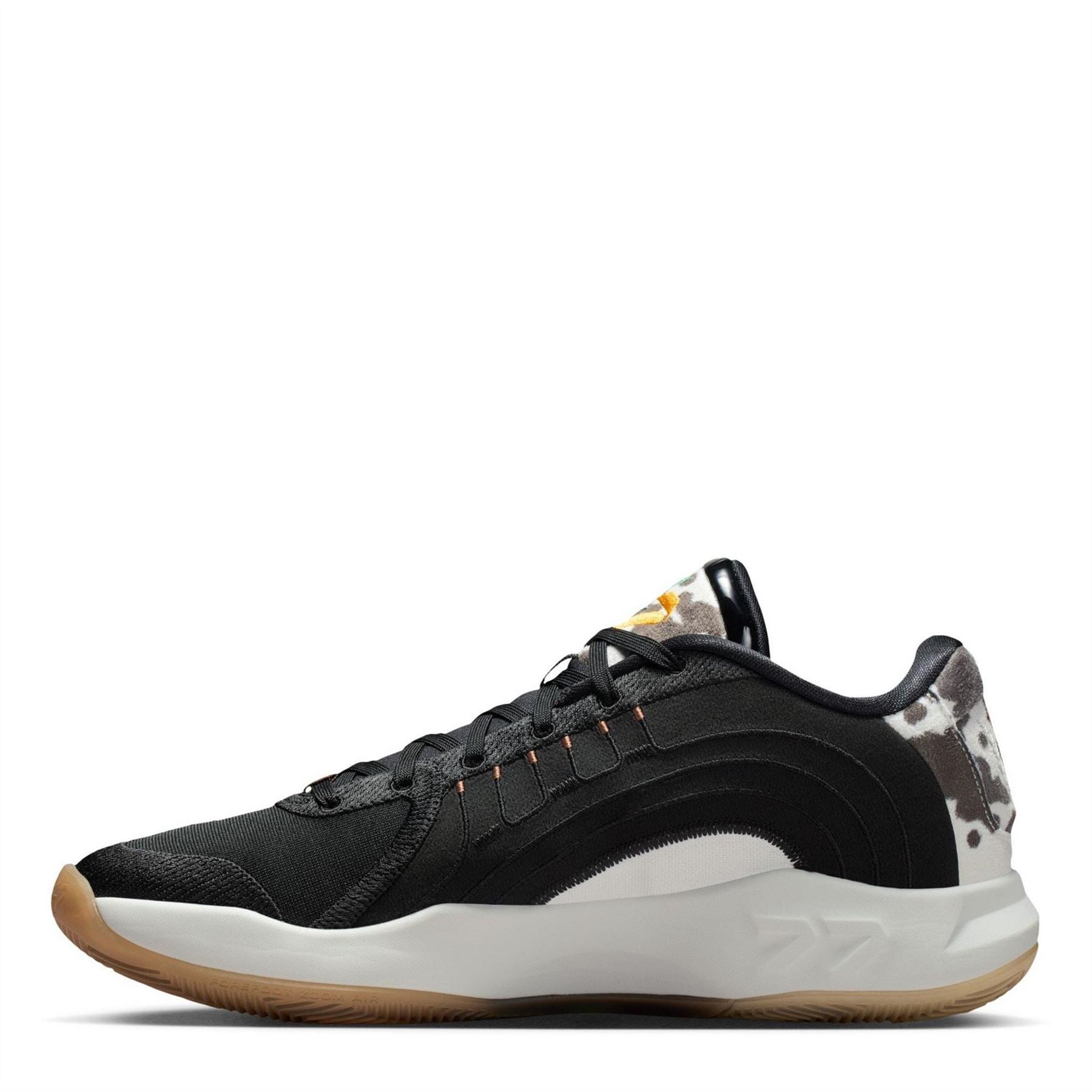 Air Jordan Luka 4 Low Top Round Toe Flat Heel Sneakers